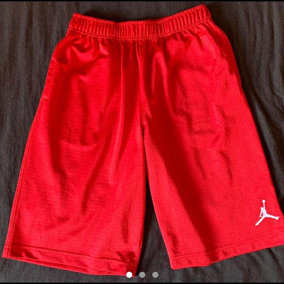 Air Jordan basketball shorts in red ❤️ - Picture 1 of 3